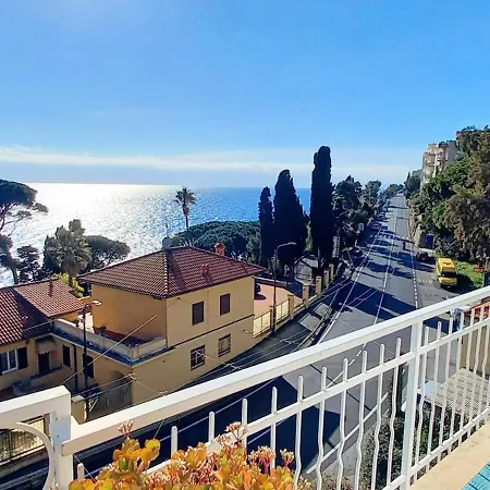 Bellavista Sea View דירה *